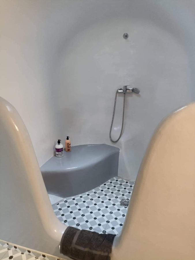 Alamana'S House - Ideal For Couples Ano Mera Ngoại thất bức ảnh